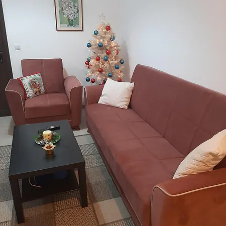 بيت للعطل Apricot Garden